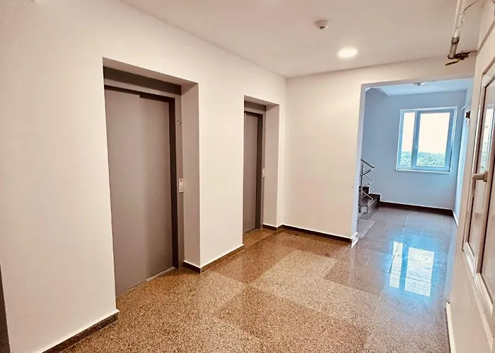 Avangarde Apartament *